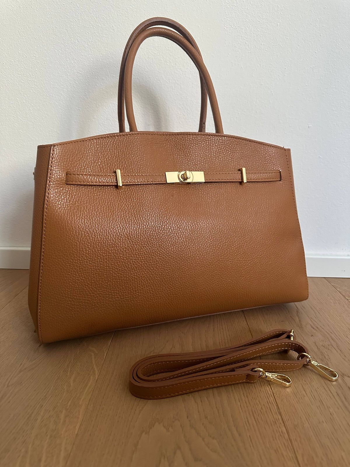 Large Amelia Leather Bag