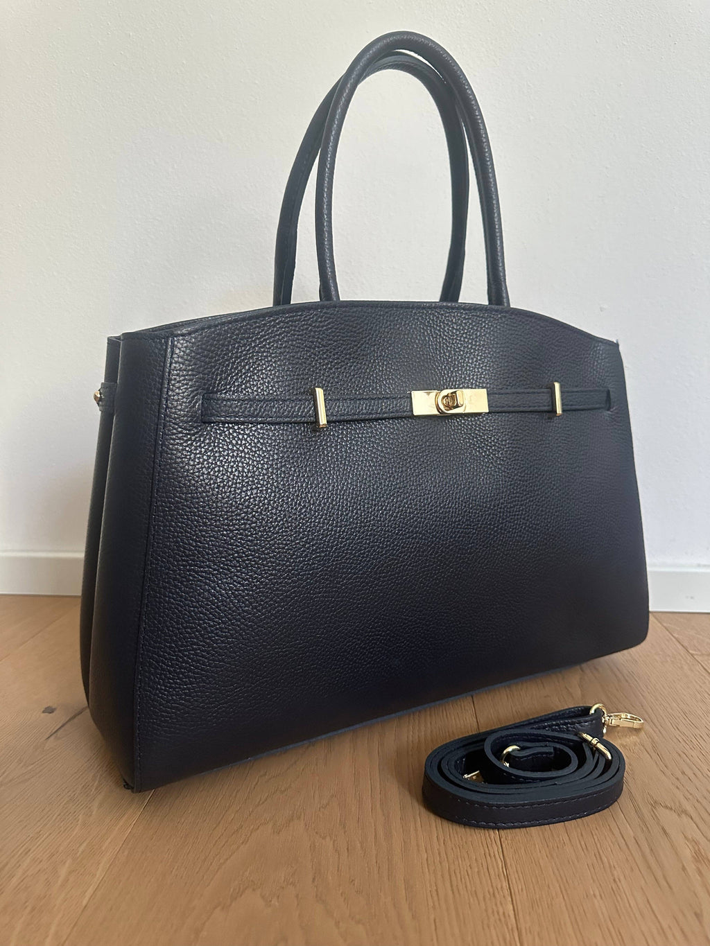 Large Amelia Leather Bag