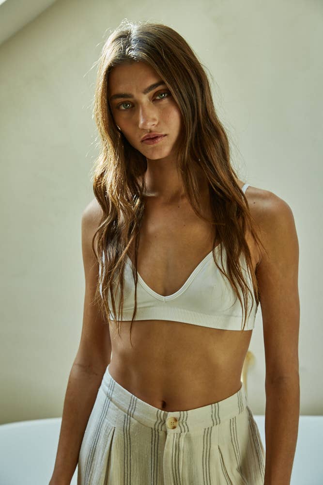 Seamless Ribbed V-Neck Bralette
