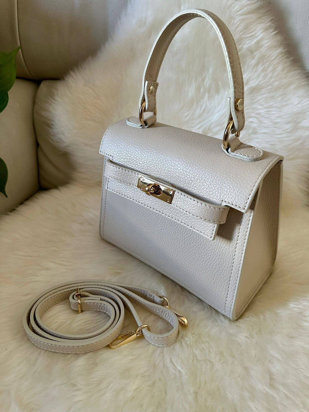 Grab and Go Leather