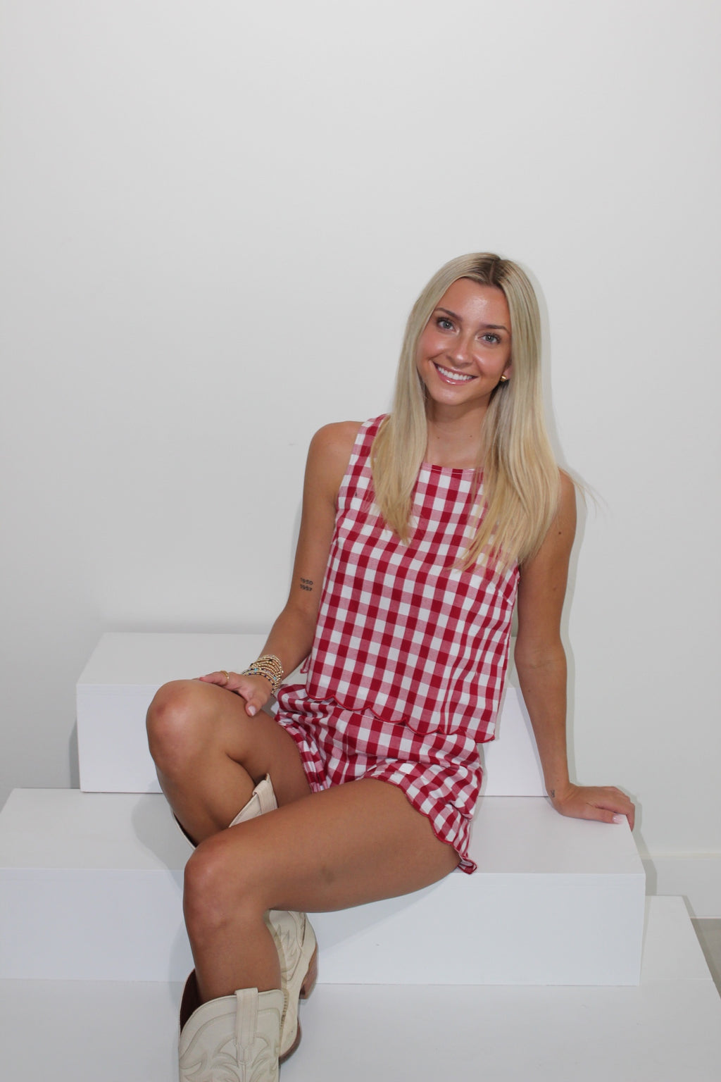 Scallop Hem Shorts