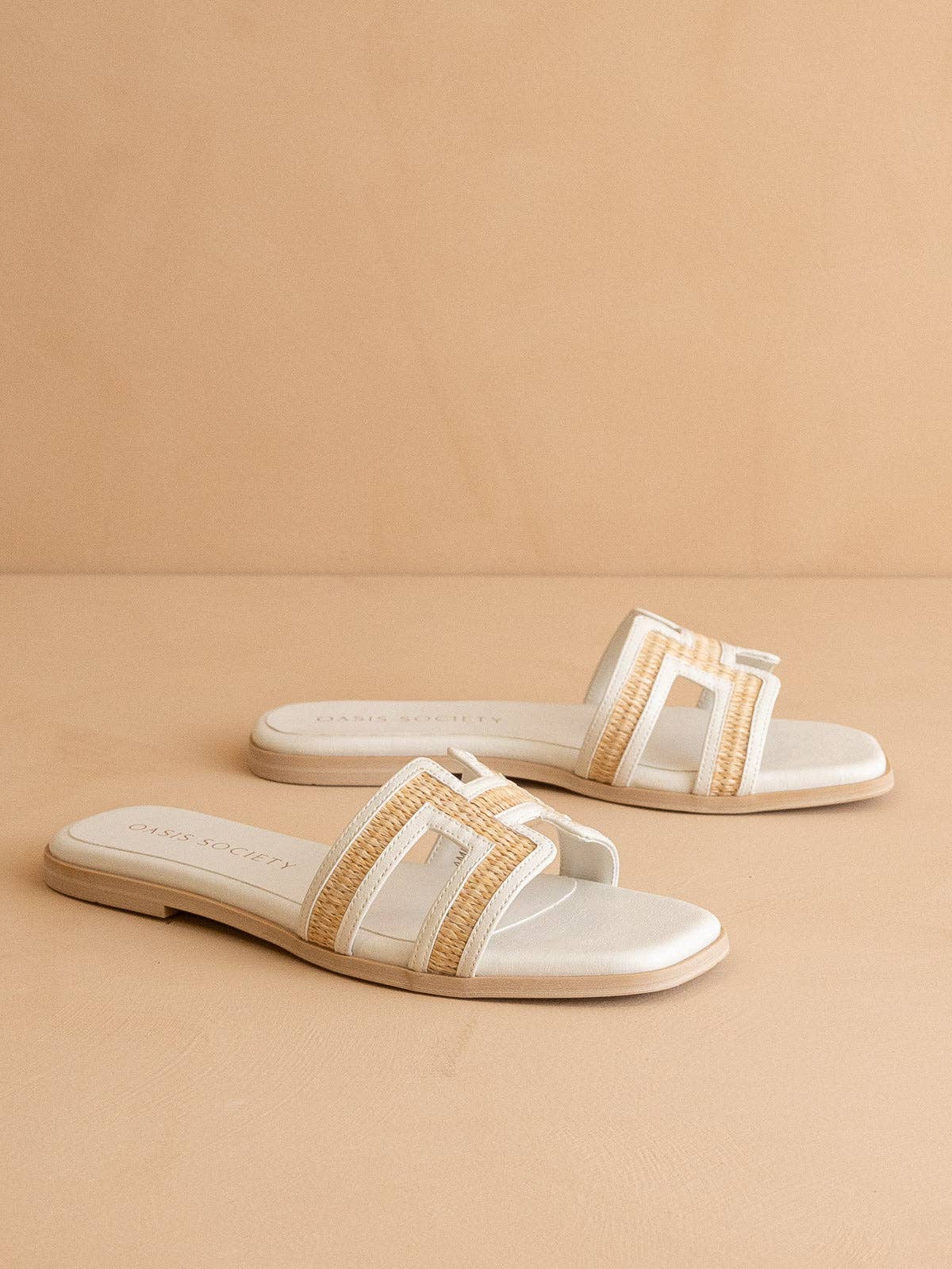 The Ena White Slide