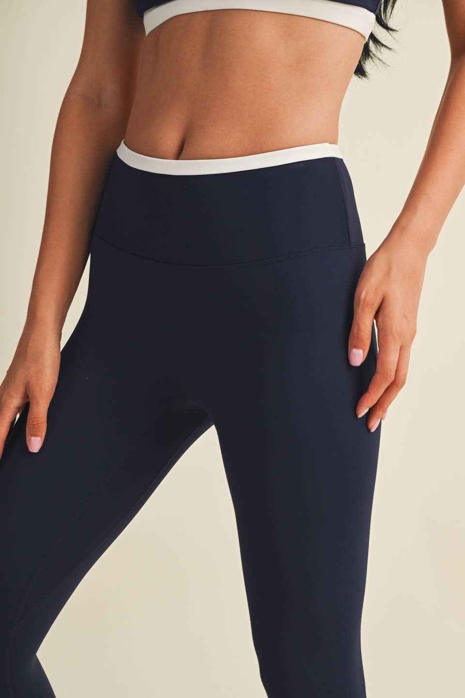 Contrast Binding Legging