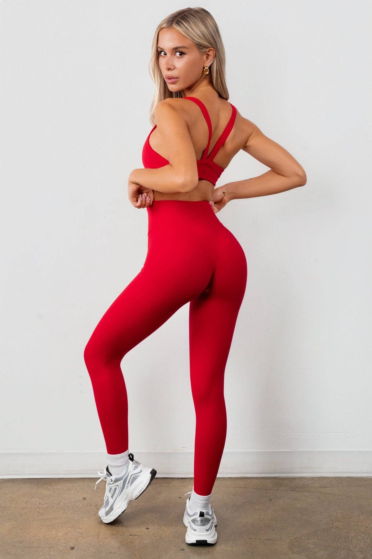 Cloud II Pant - Cherry