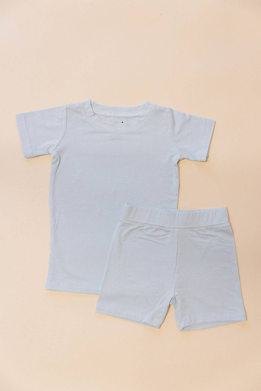 Dove Short Sleeve Pajamas Set