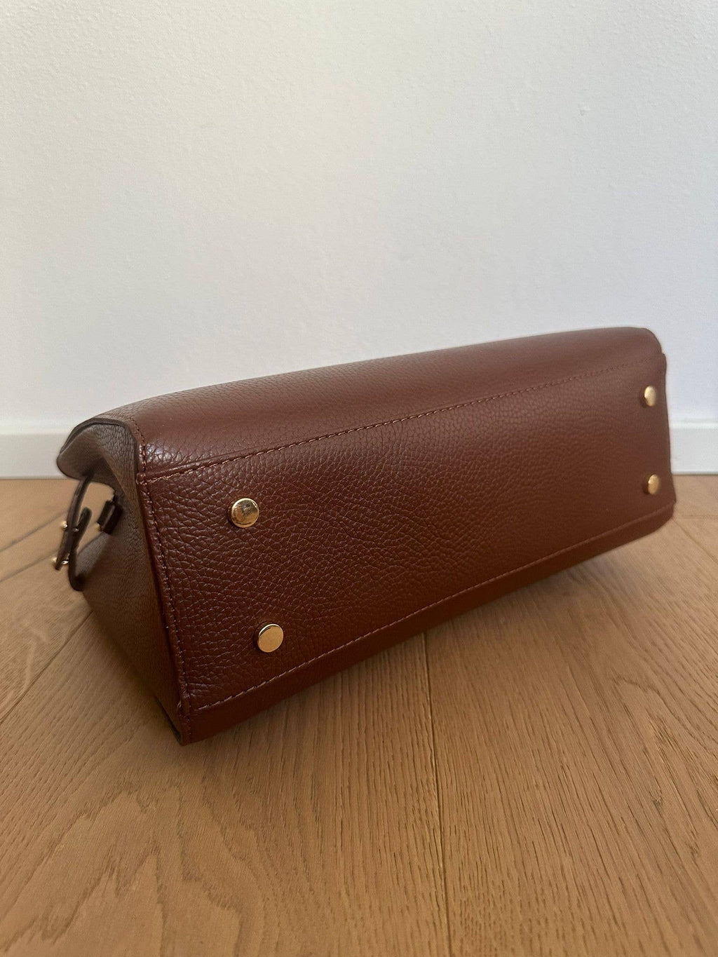 Medium Amelia Leather Bag